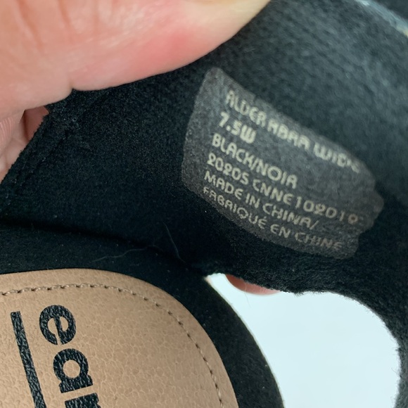 earth black sandals - Picture 7 of 8